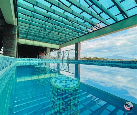 The Palms Resort & Bar, San Narciso – Updated 2024 Prices.